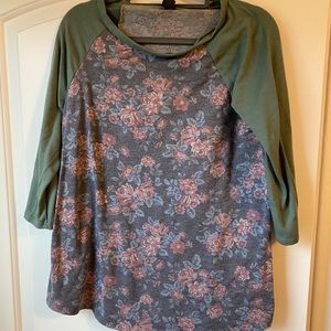 Agnes & Dora, half sleeve, green floral, Medium